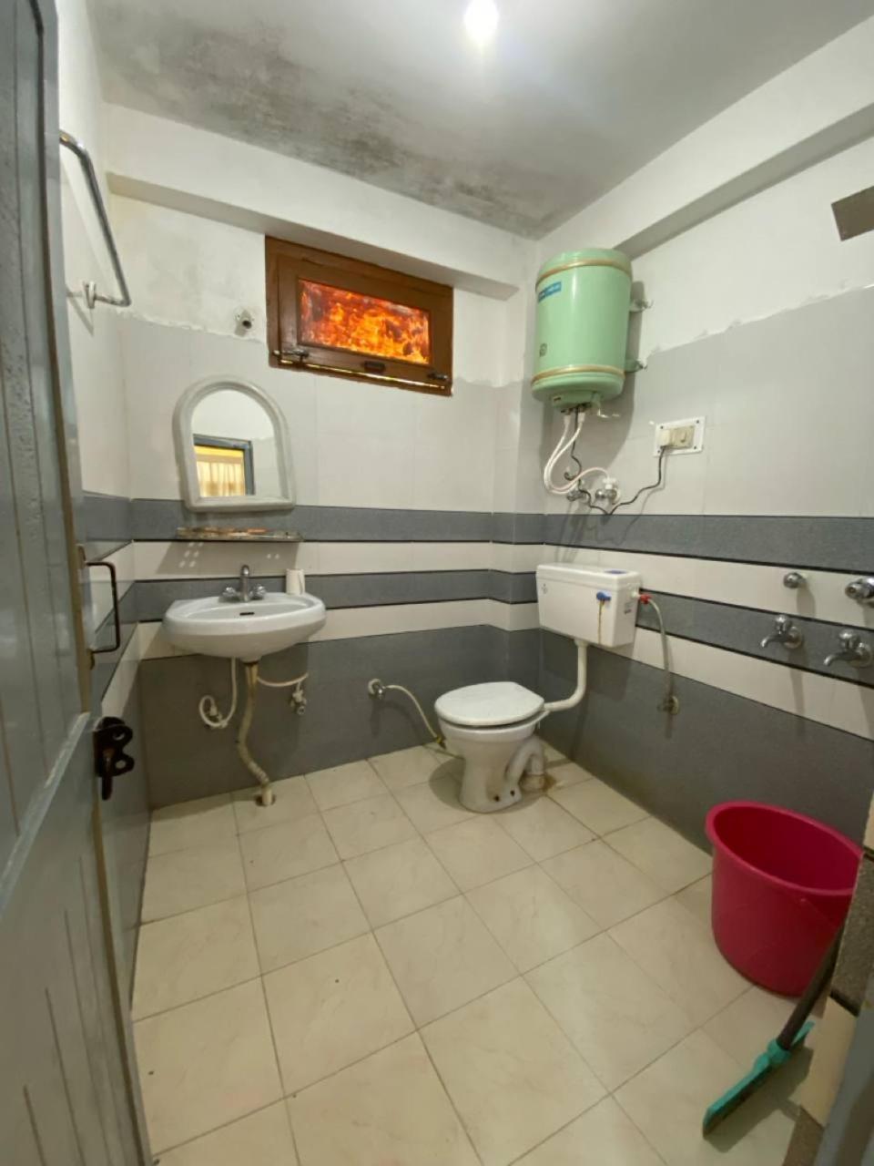 Hostel Madana Manali (Himachal Pradesh)