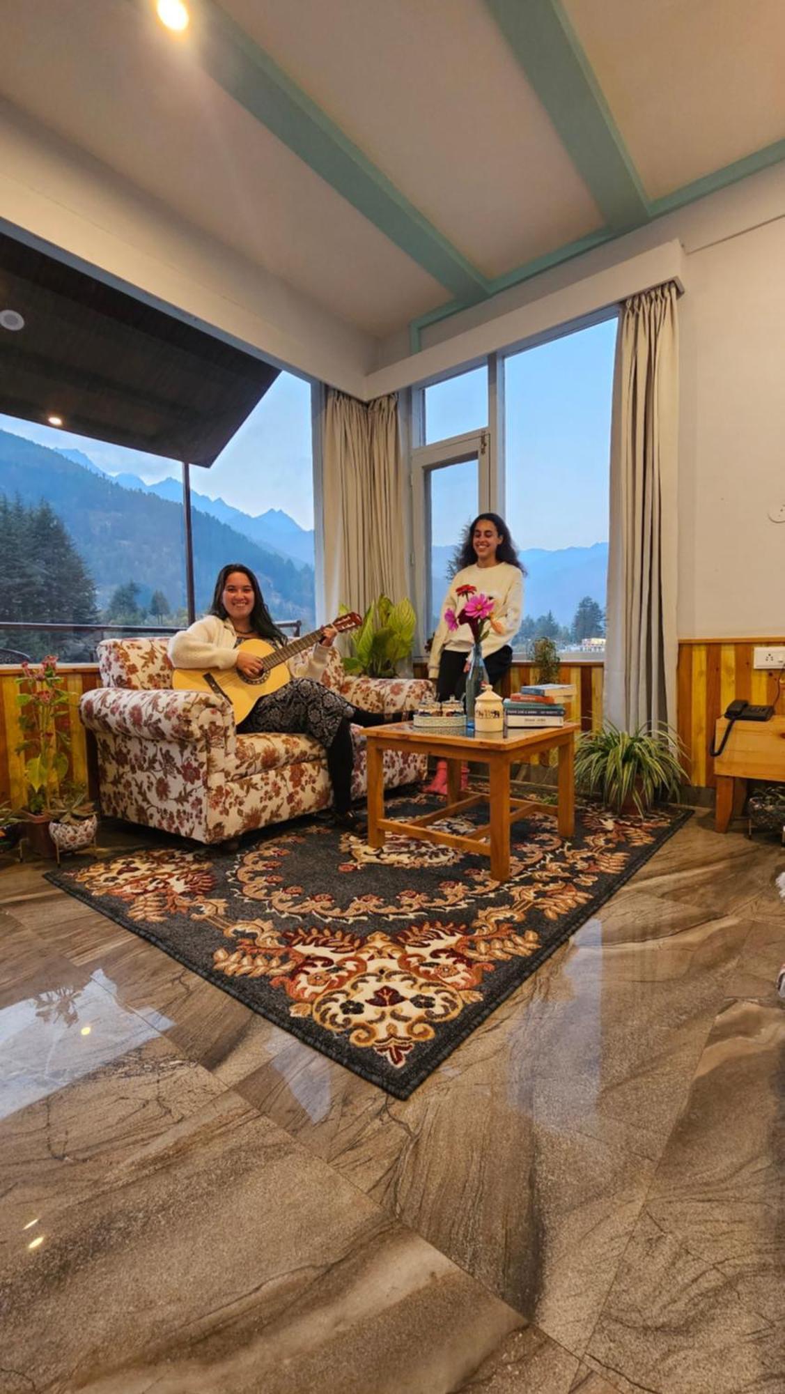 Hotel Apple Flower Hotel 3*