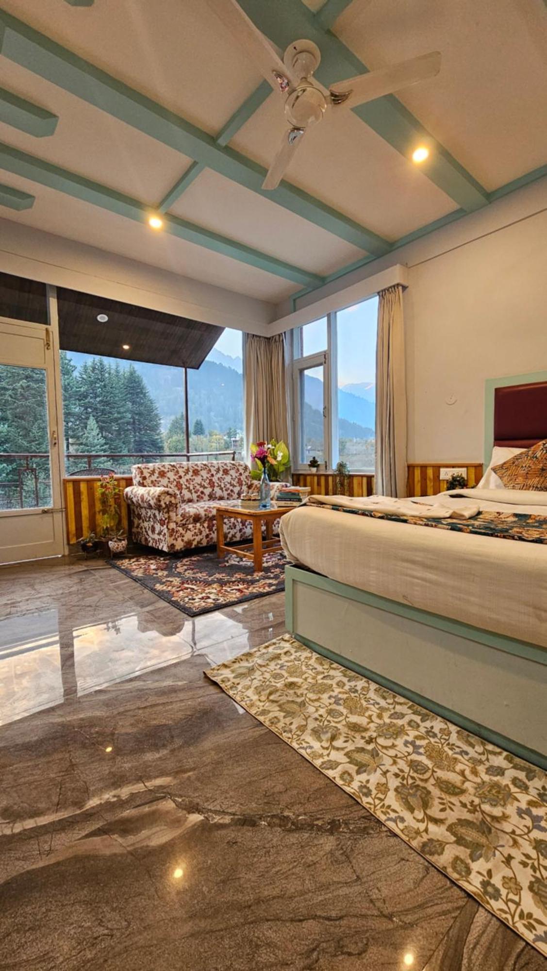 Hotel Apple Flower 3*
