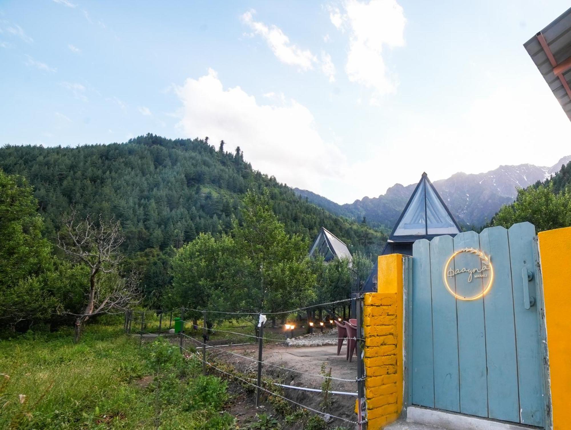 Resort Aayna Manali (Himachal Pradesh)