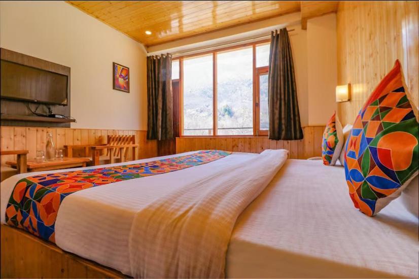 17 Miles Stone, By Shivaneel Hospitality Guest house *