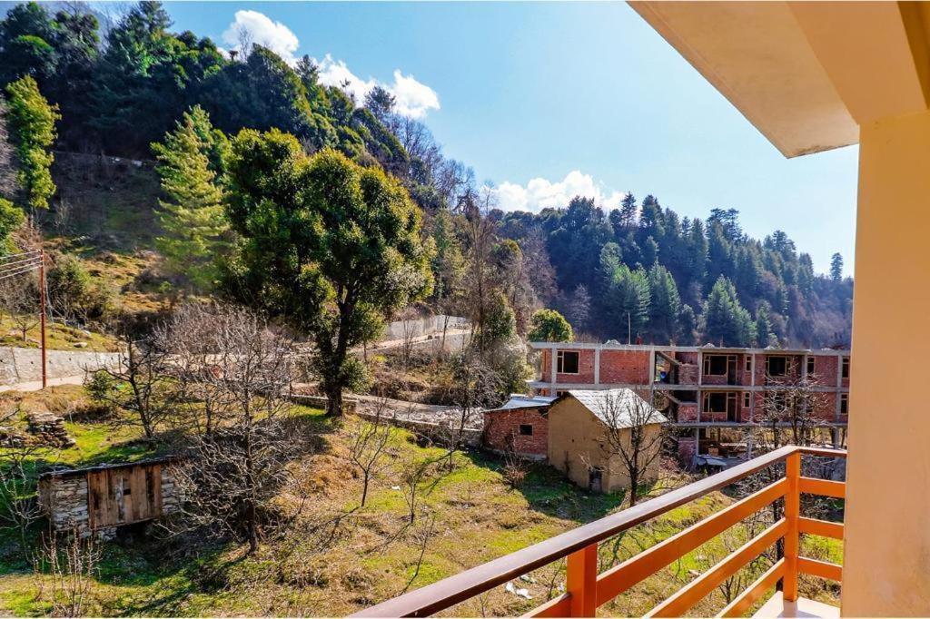 17 Miles Stone, By Shivaneel Hospitality Manali (Himachal Pradesh)