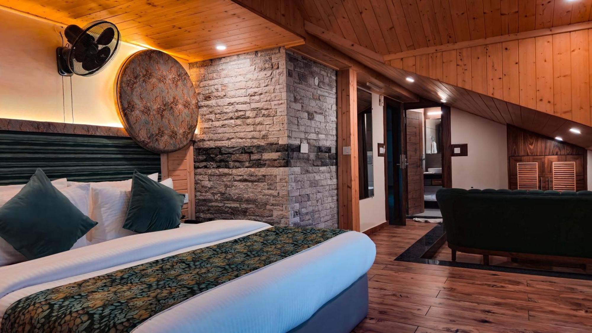 Nazaara - A Luxe Retreat 4*