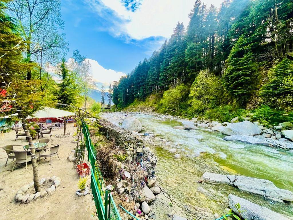 River Bank & Cafe, - #riverside #near Mall Road #parking #luxury #prime Location #guest Preferred M 62305-50300 Manali (Himachal Pradesh)