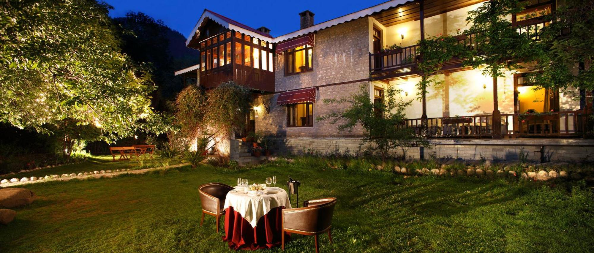 Bedzzz Xclusiv Baikunth, By Leisure - 650 Meters From Hidimba Devi Temple Hotel