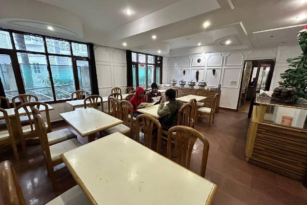 Hotel Kalinga Intercontinental 3*