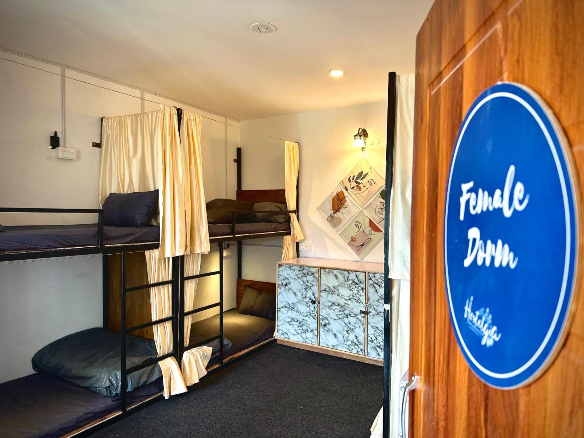 Hostelgia Hostel *