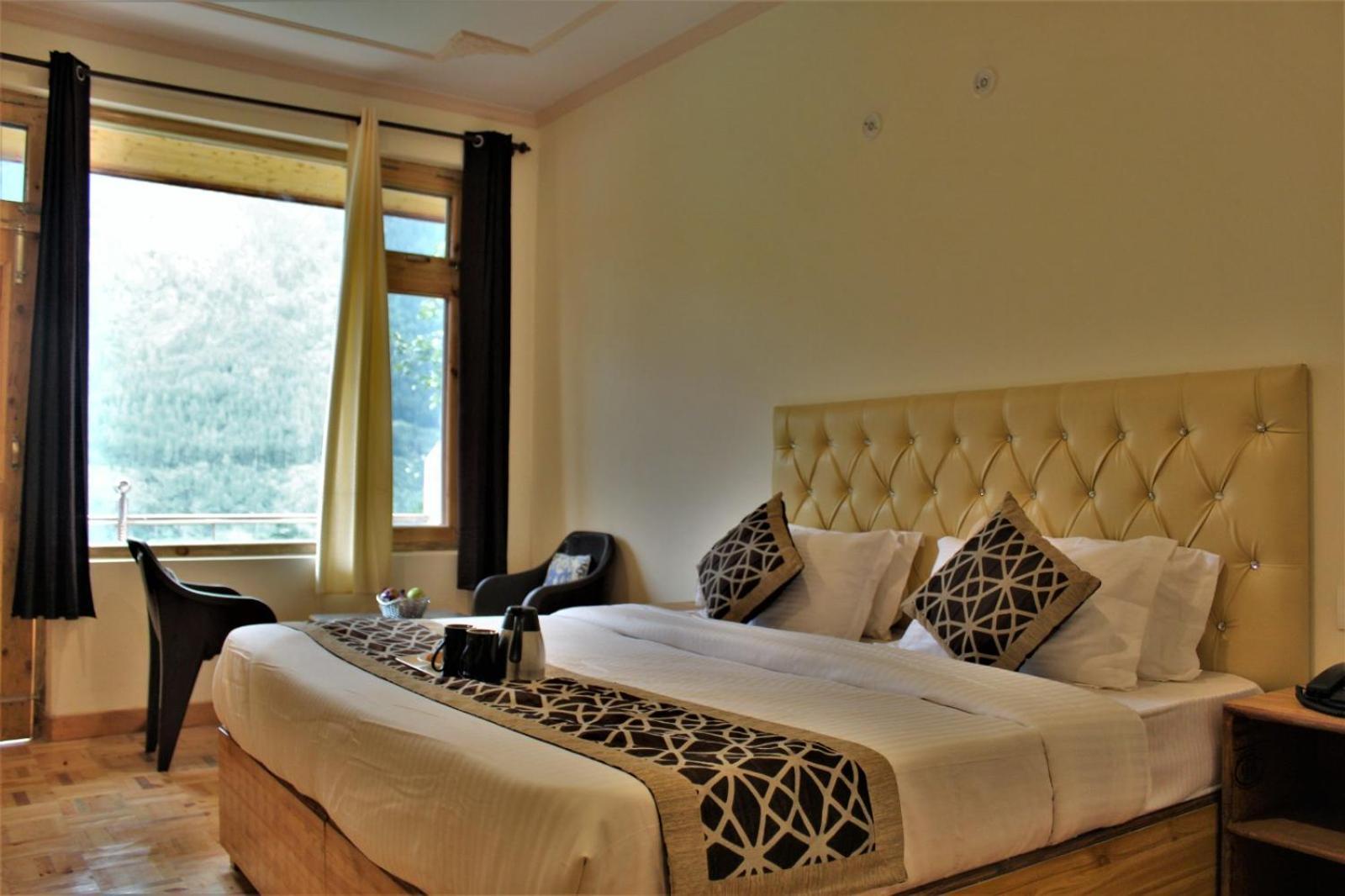 Hotel Valley Of Sublime!!! Nirvana Hills!!! A Family With Roof Lounge And Restaurants Manali (Himachal Pradesh)