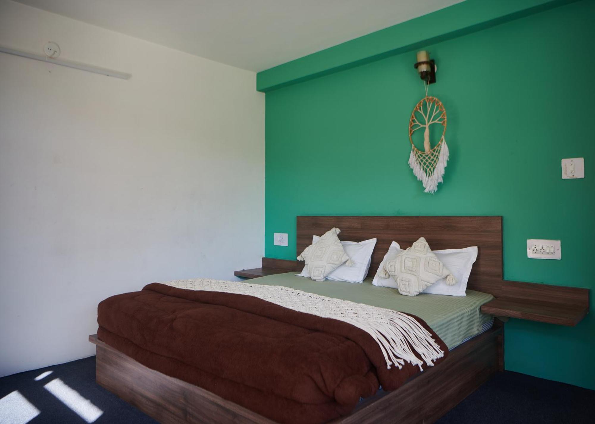 Hostelgia Hostel *