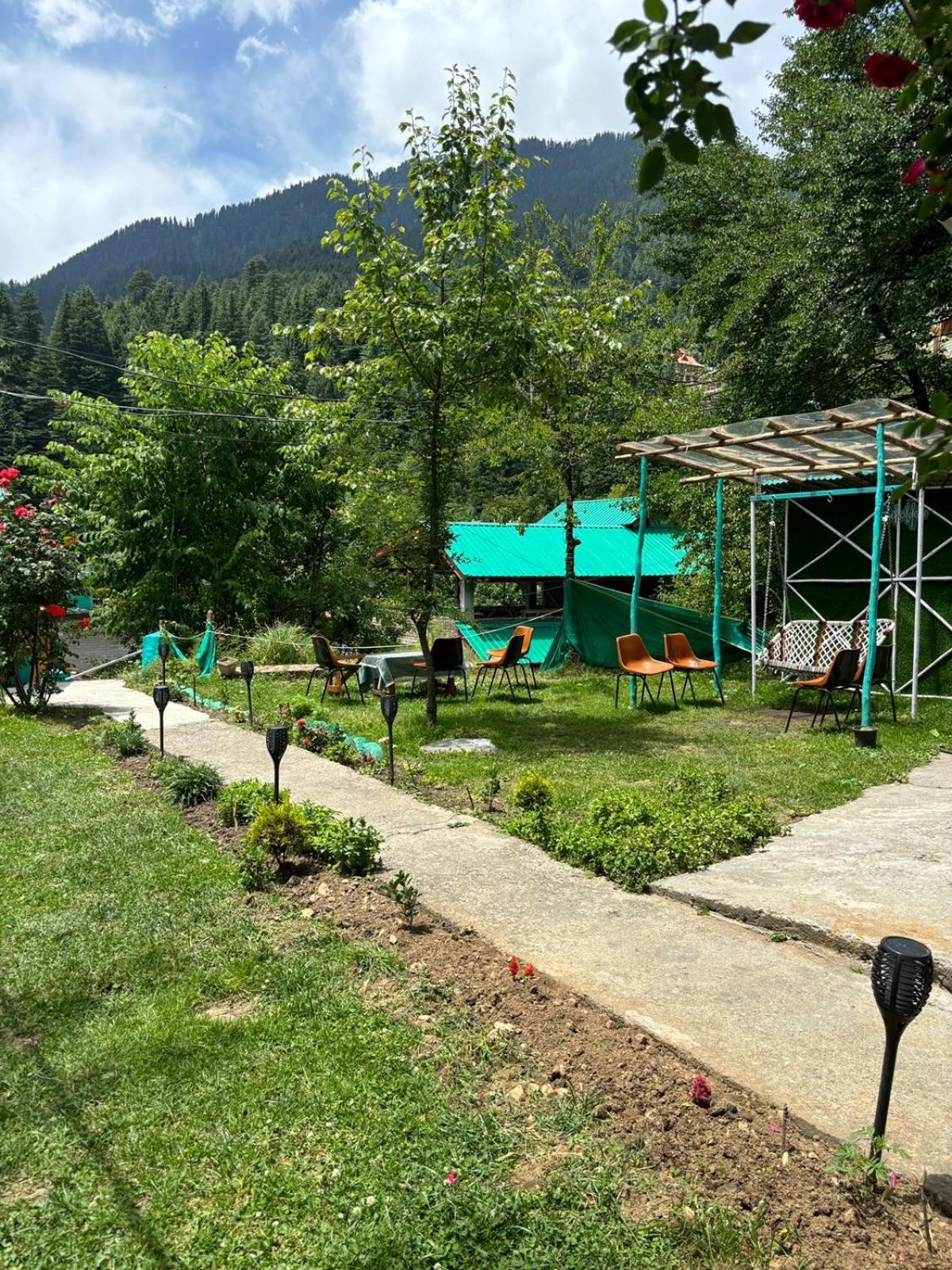 Hotel Beholden And Cafe - Old