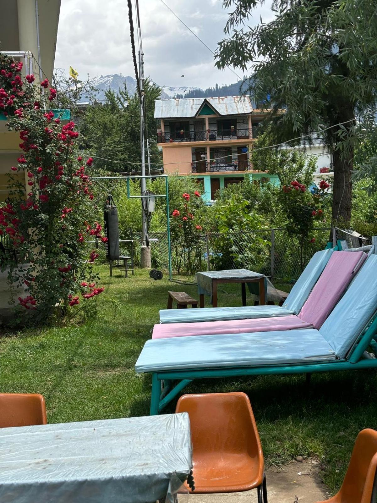 Hotel Beholden And Cafe - Old *