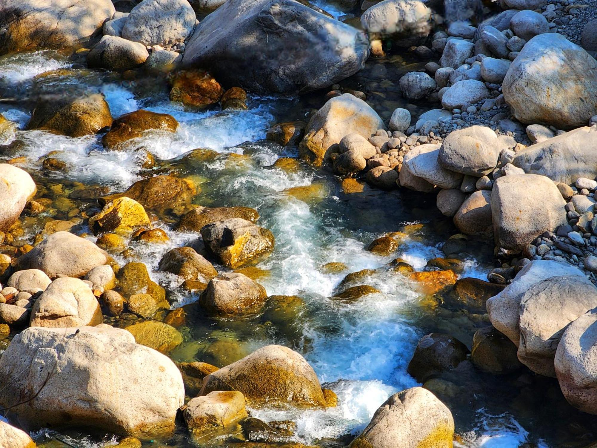 Hotel Page 3 - A Riverside And Bar Manali (Himachal Pradesh)