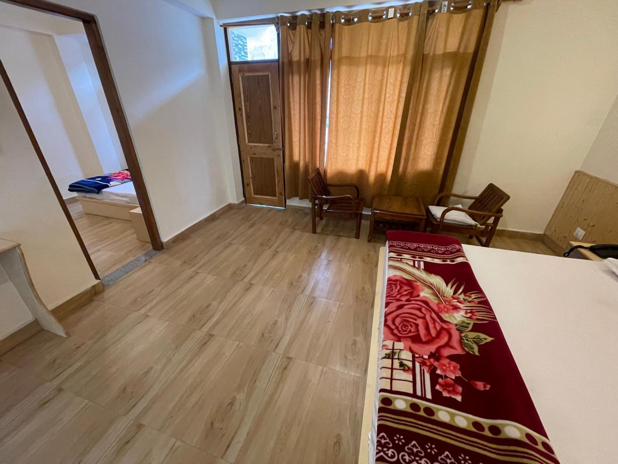 Hotel Shubham 3*