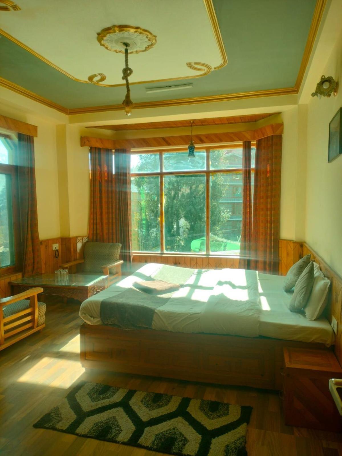 Govind Royal 4*
