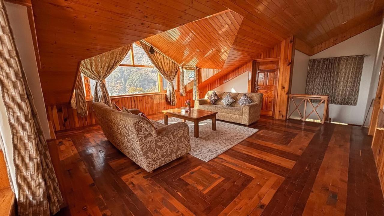 Manzar A Scenic Retreat 6br In Hotel Manali (Himachal Pradesh)