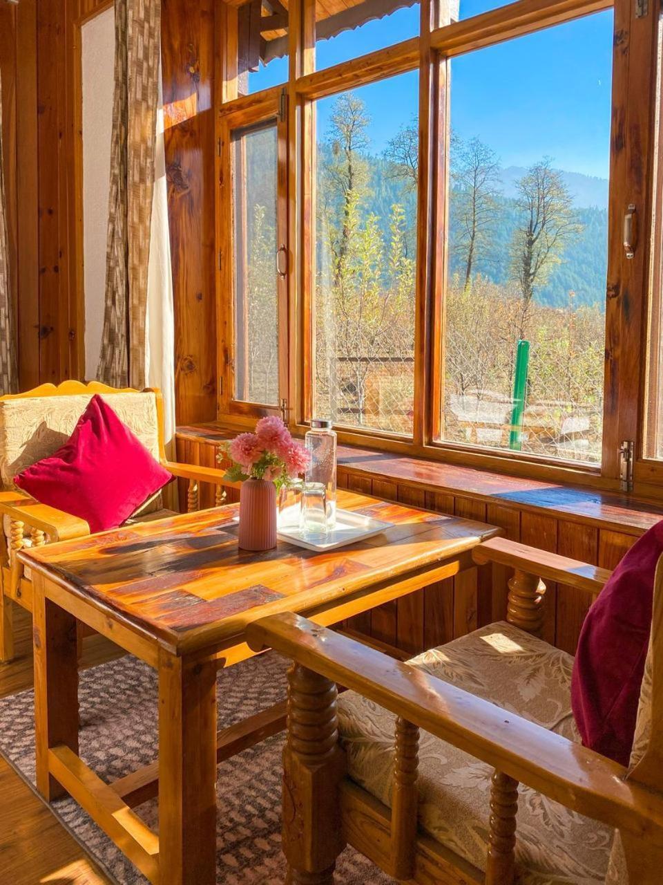 Hotel Manzar A Scenic Retreat 6br In 3*
