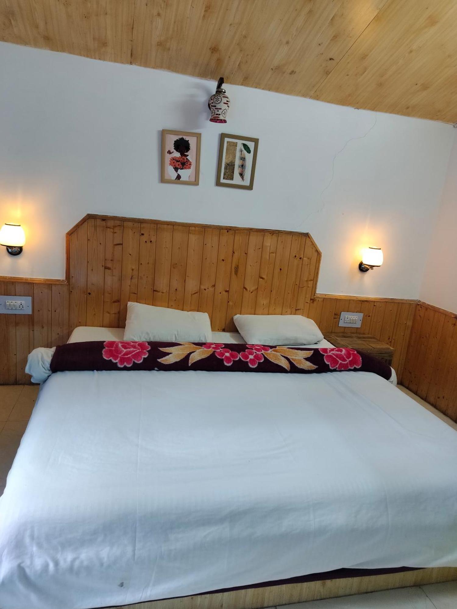 Revendels By Nagpals Bed & Breakfast *