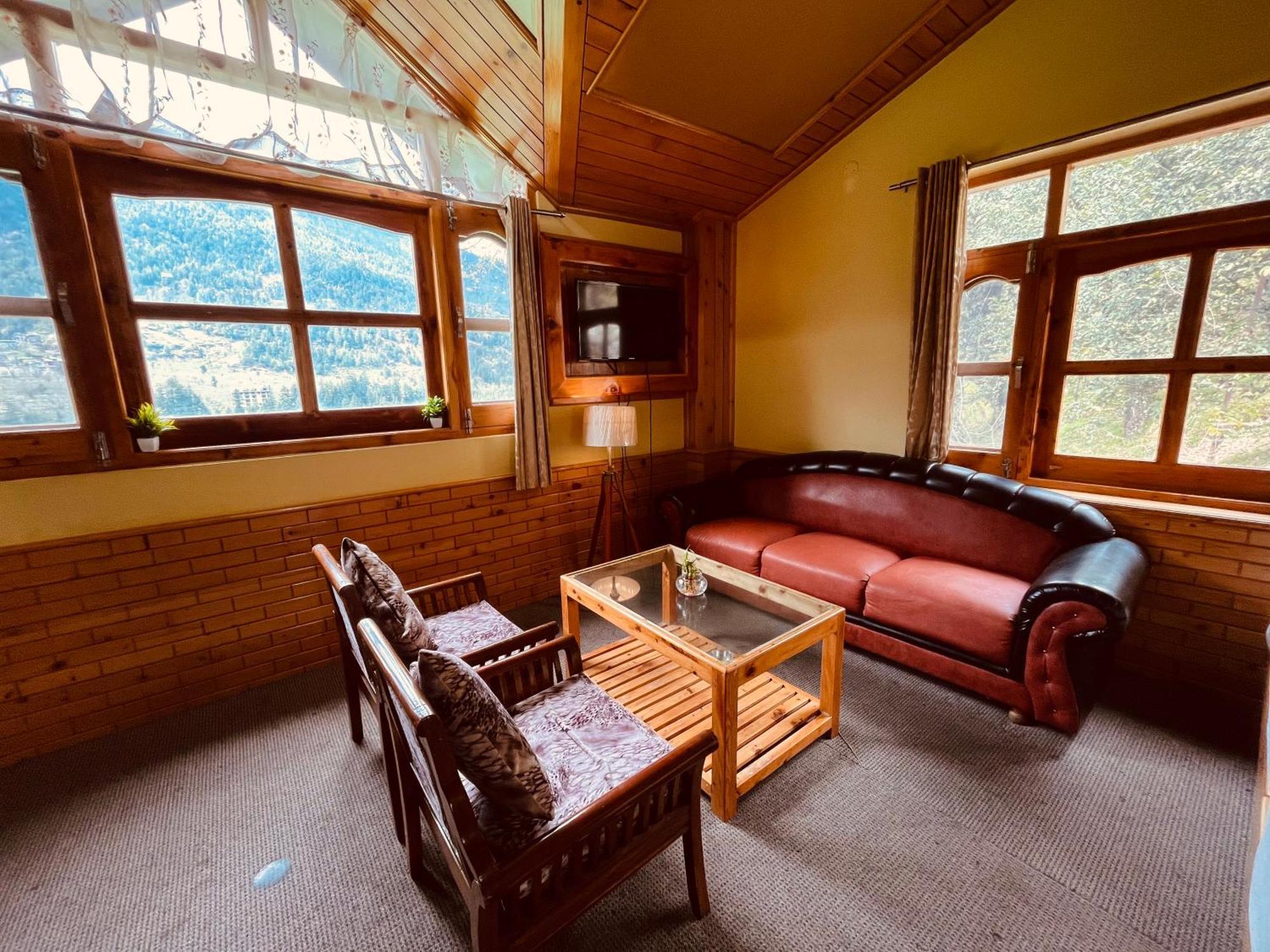 The Four Season & Resort, - A Blissful View From Manali (Himachal Pradesh)