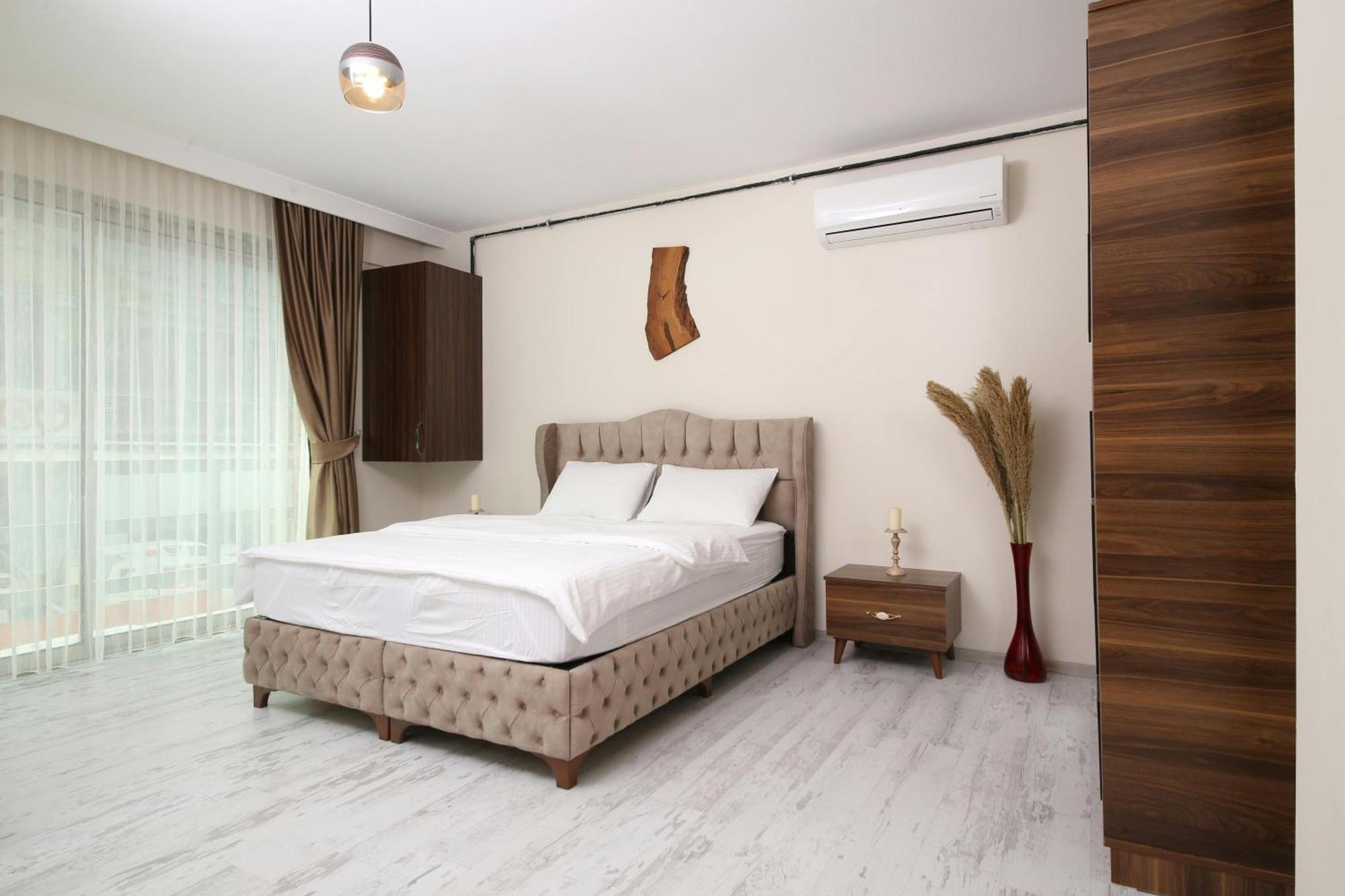 Hotel Villa Riverine Cafe & Riverview Near Mall Road Manali 4* Manali (Himachal Pradesh)
