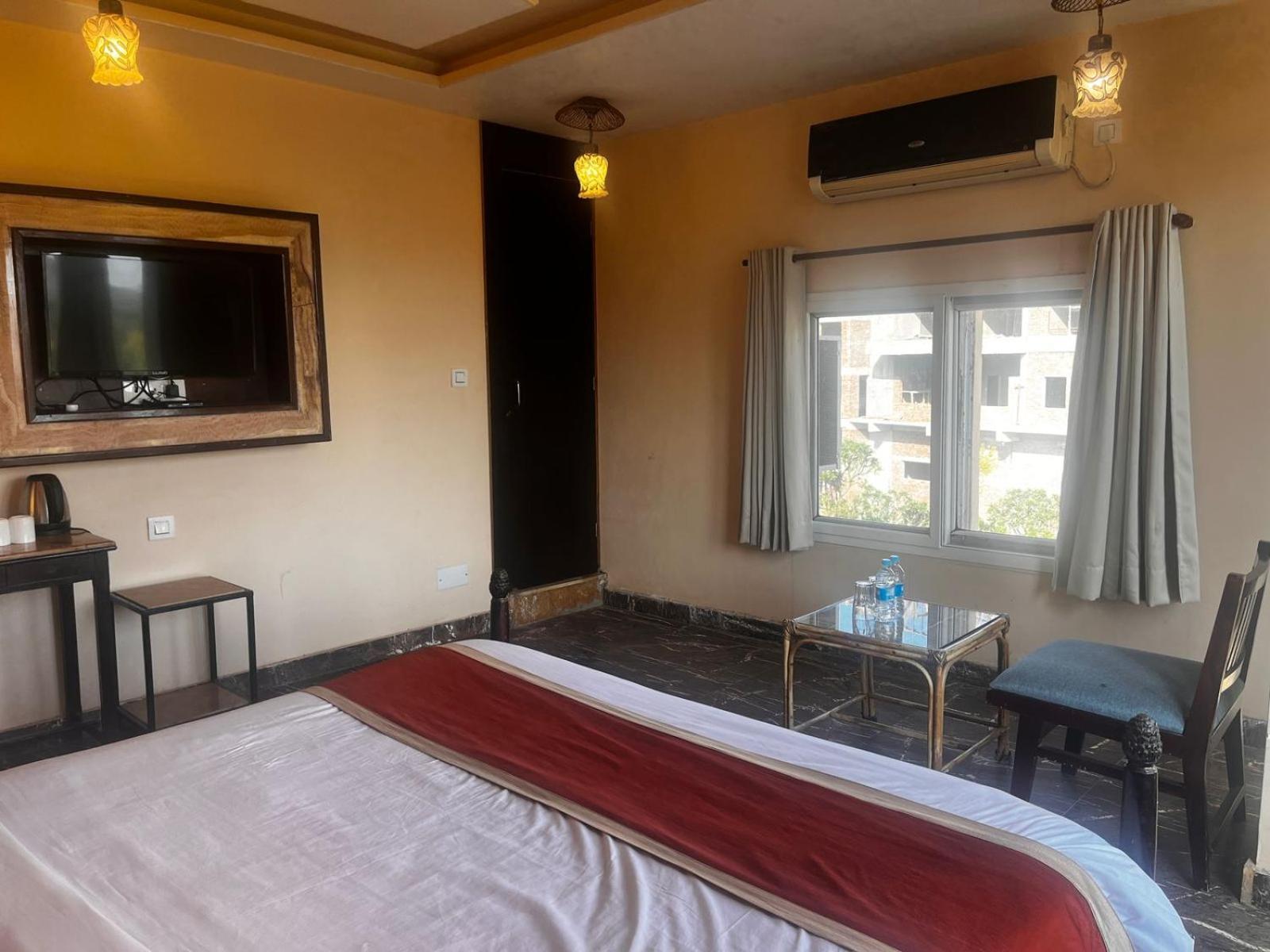 Hotel Gopi