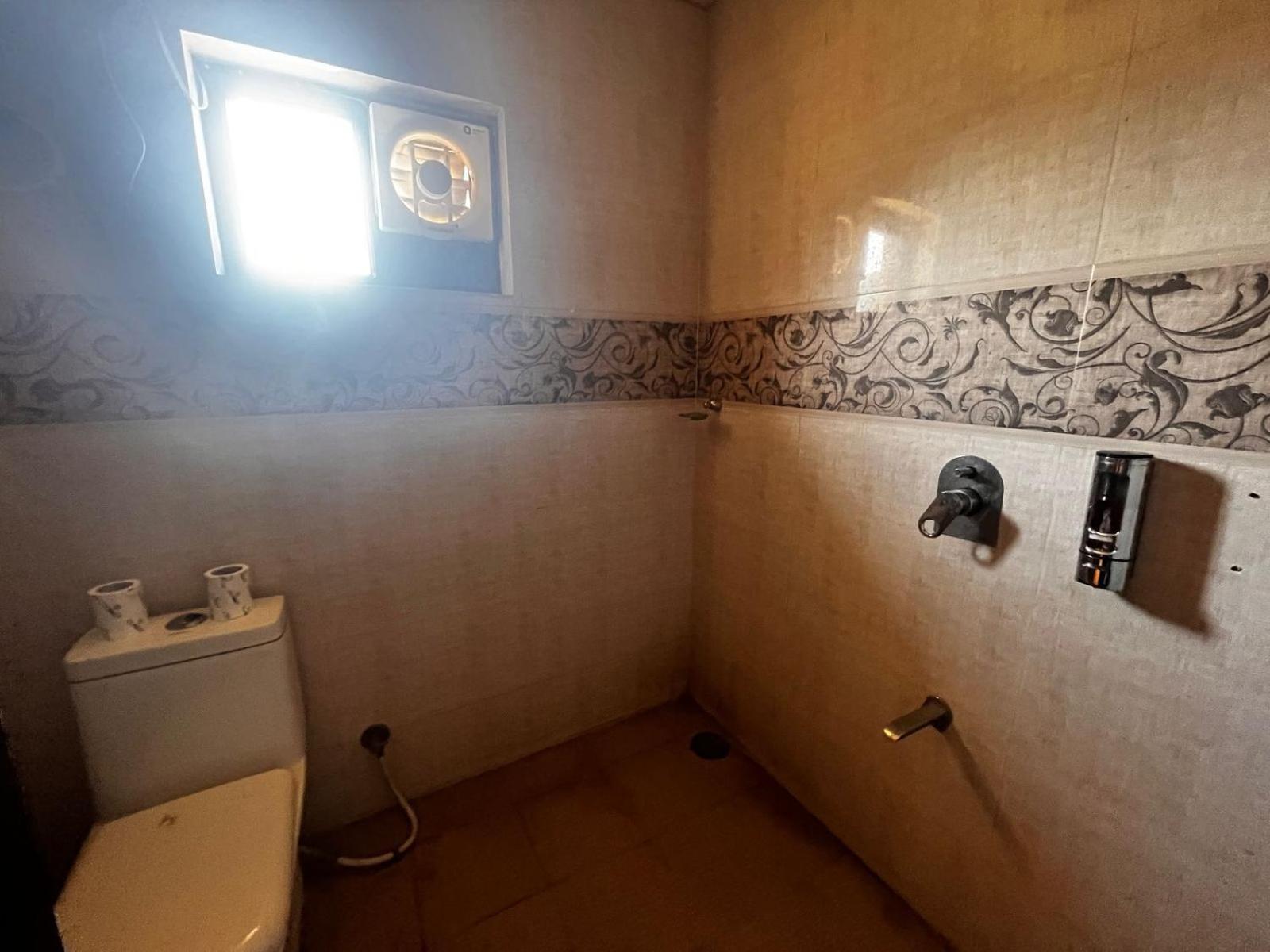 Gopi Hotel Manali (Himachal Pradesh)
