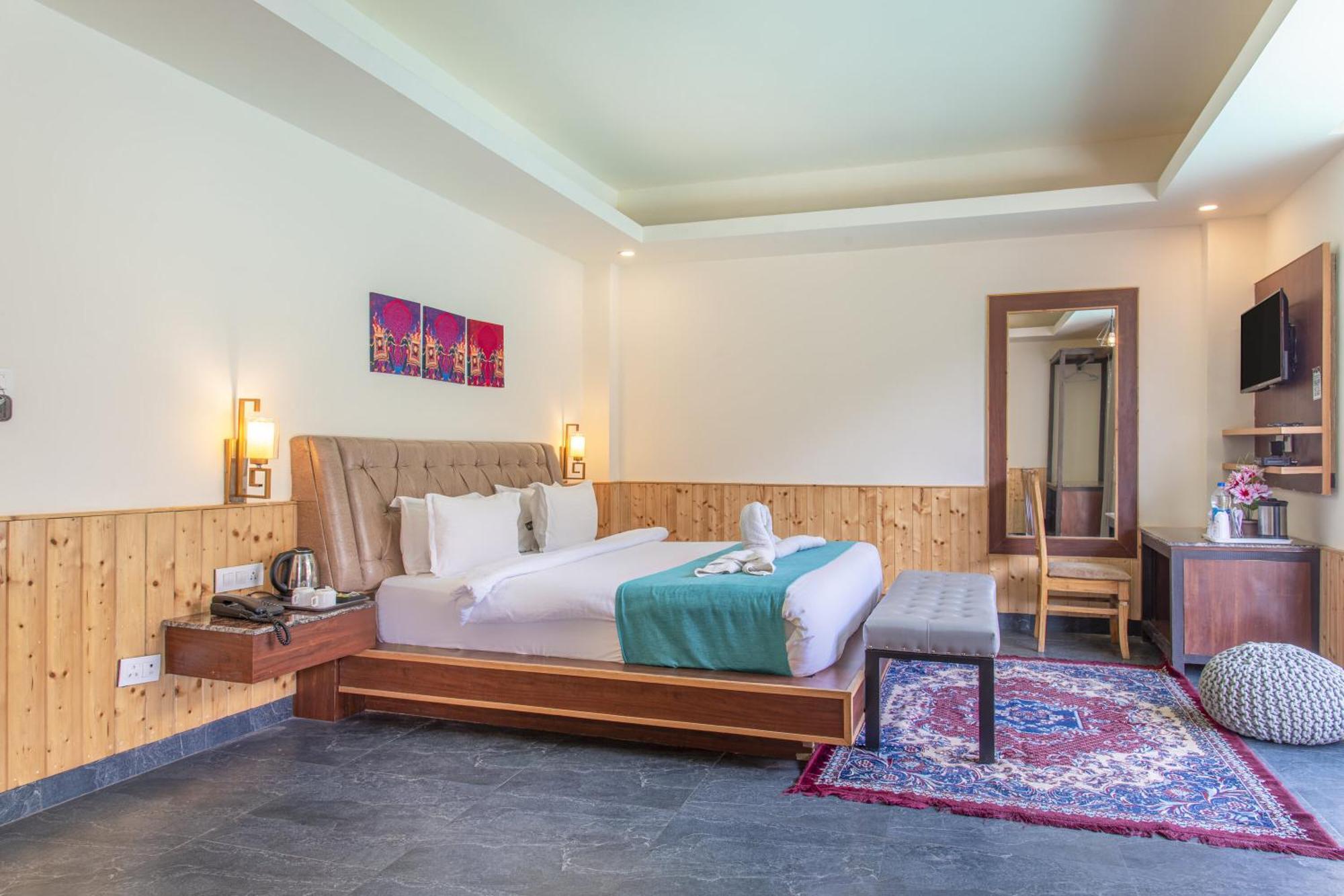 Echor Himalayan Heights 4*