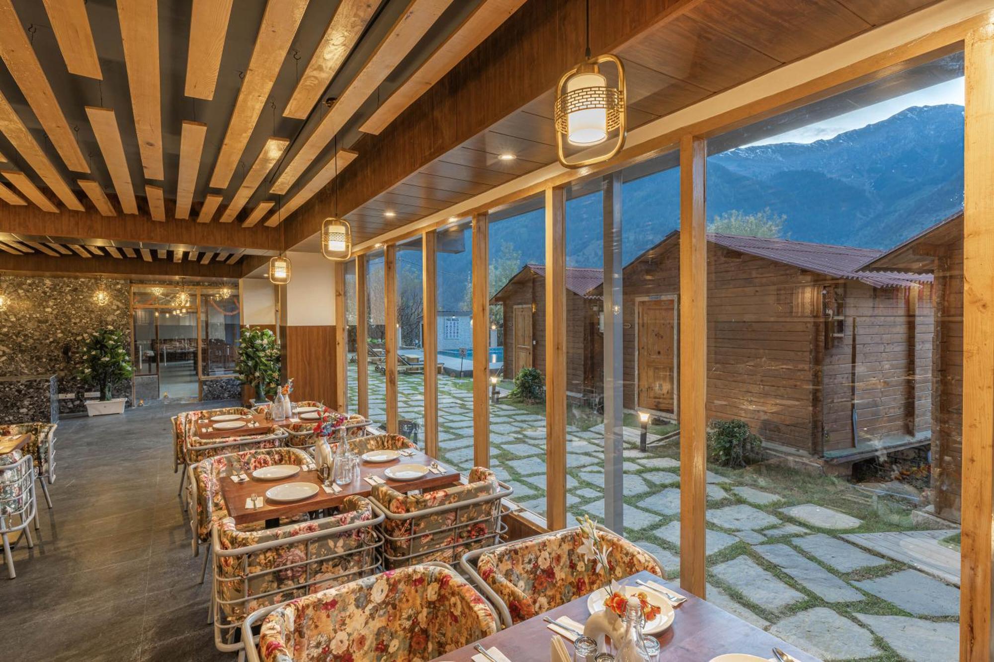 Hotel Echor Himalayan Heights
