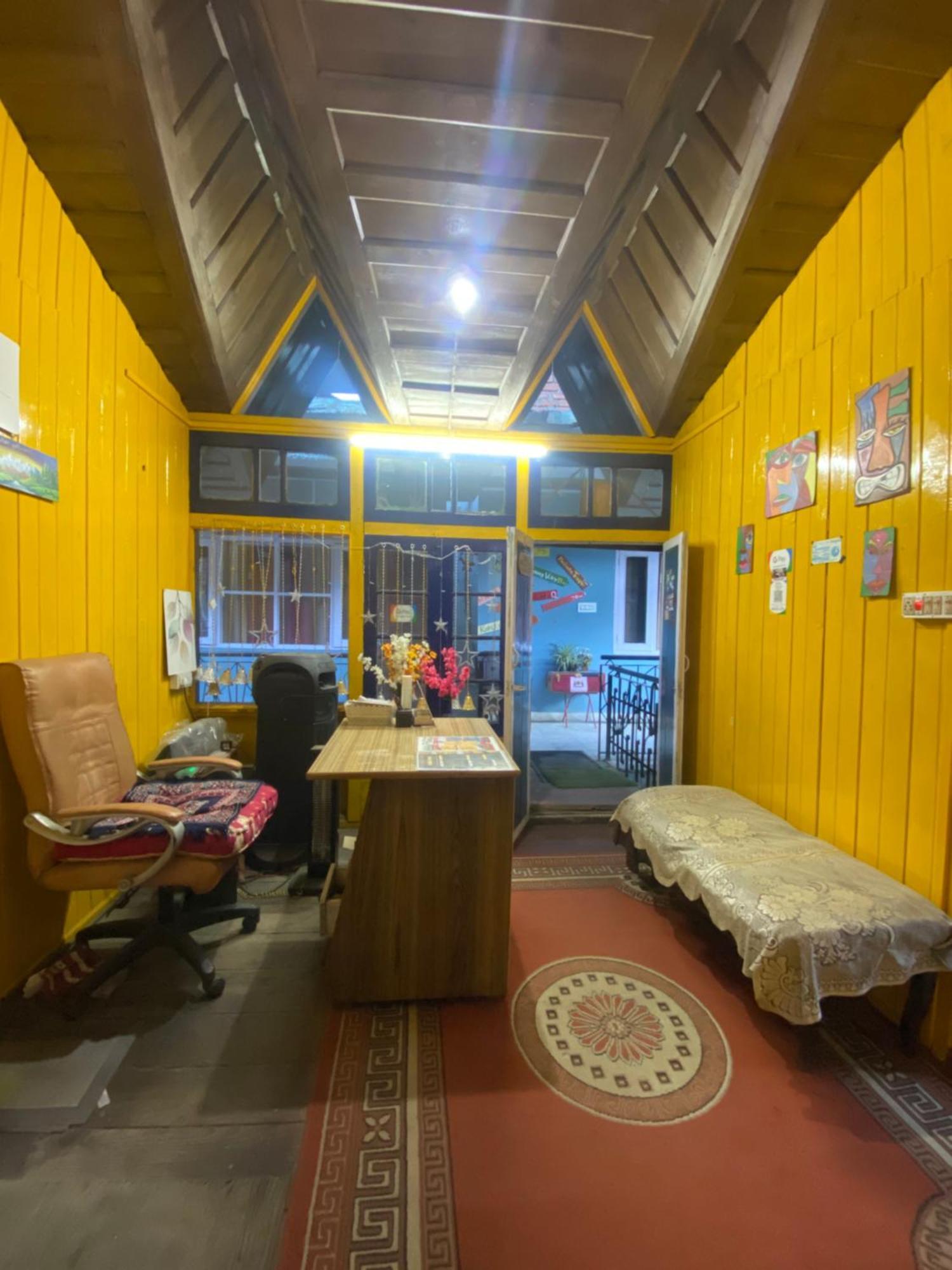 Bed & Breakfast The Prasher Mall Road *