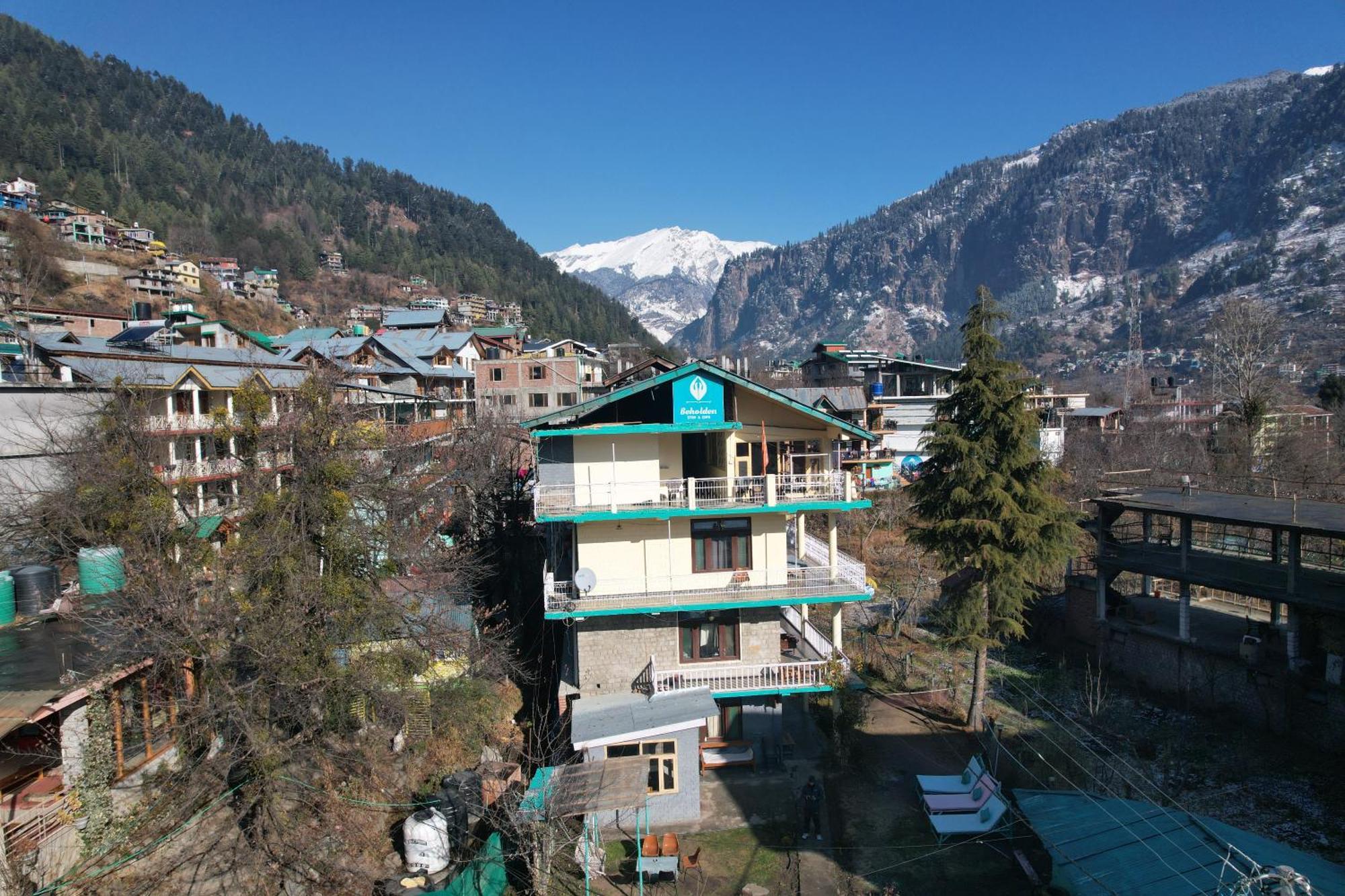 Hotel Beholden And Cafe - Old Manali (Himachal Pradesh)