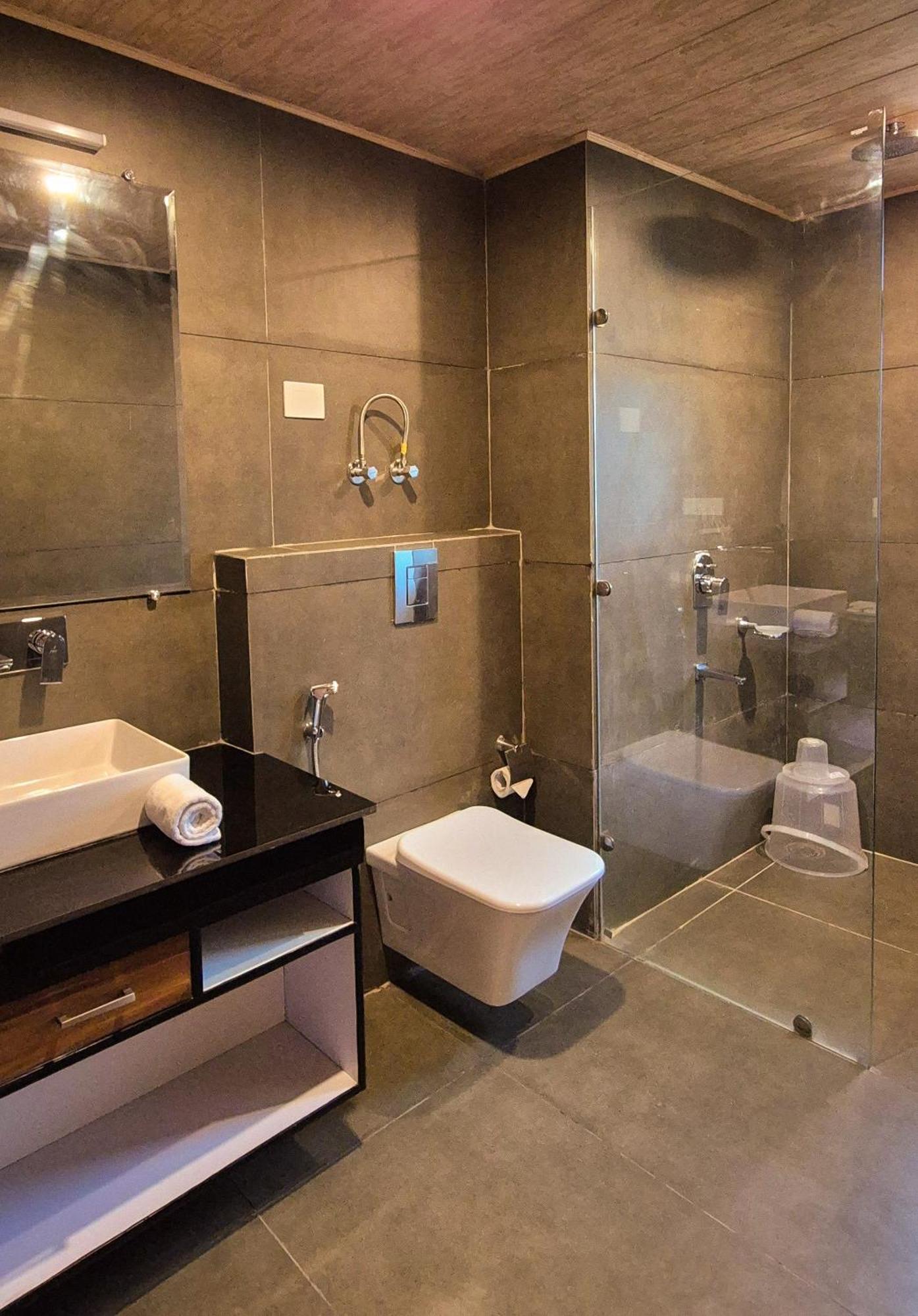 Nazaara - A Luxe Retreat Hotel Manali (Himachal Pradesh)