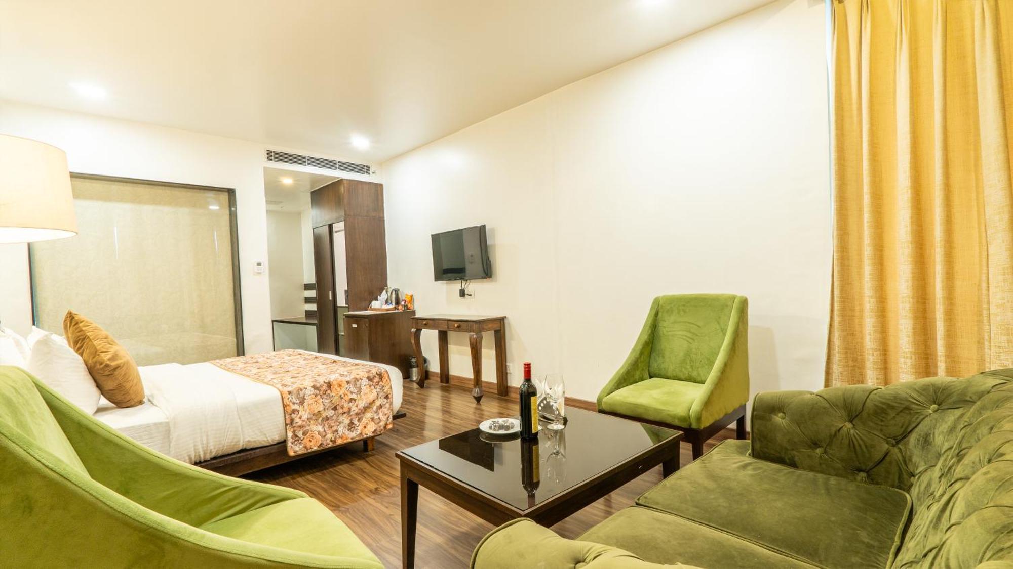 Woodrock Luxury Boutique Hotel Manali (Himachal Pradesh)