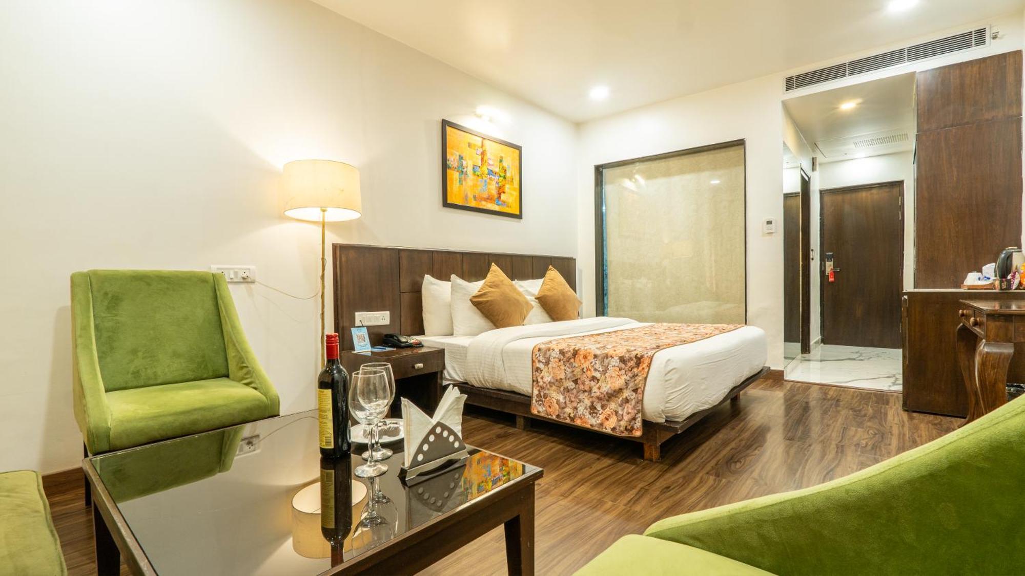 Woodrock Luxury Boutique Manali (Himachal Pradesh)