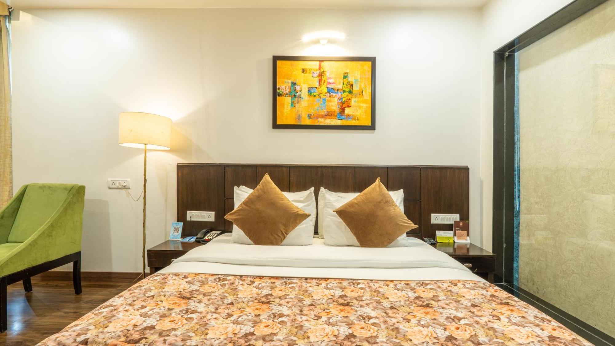 Hotel Woodrock Luxury Boutique Manali (Himachal Pradesh)