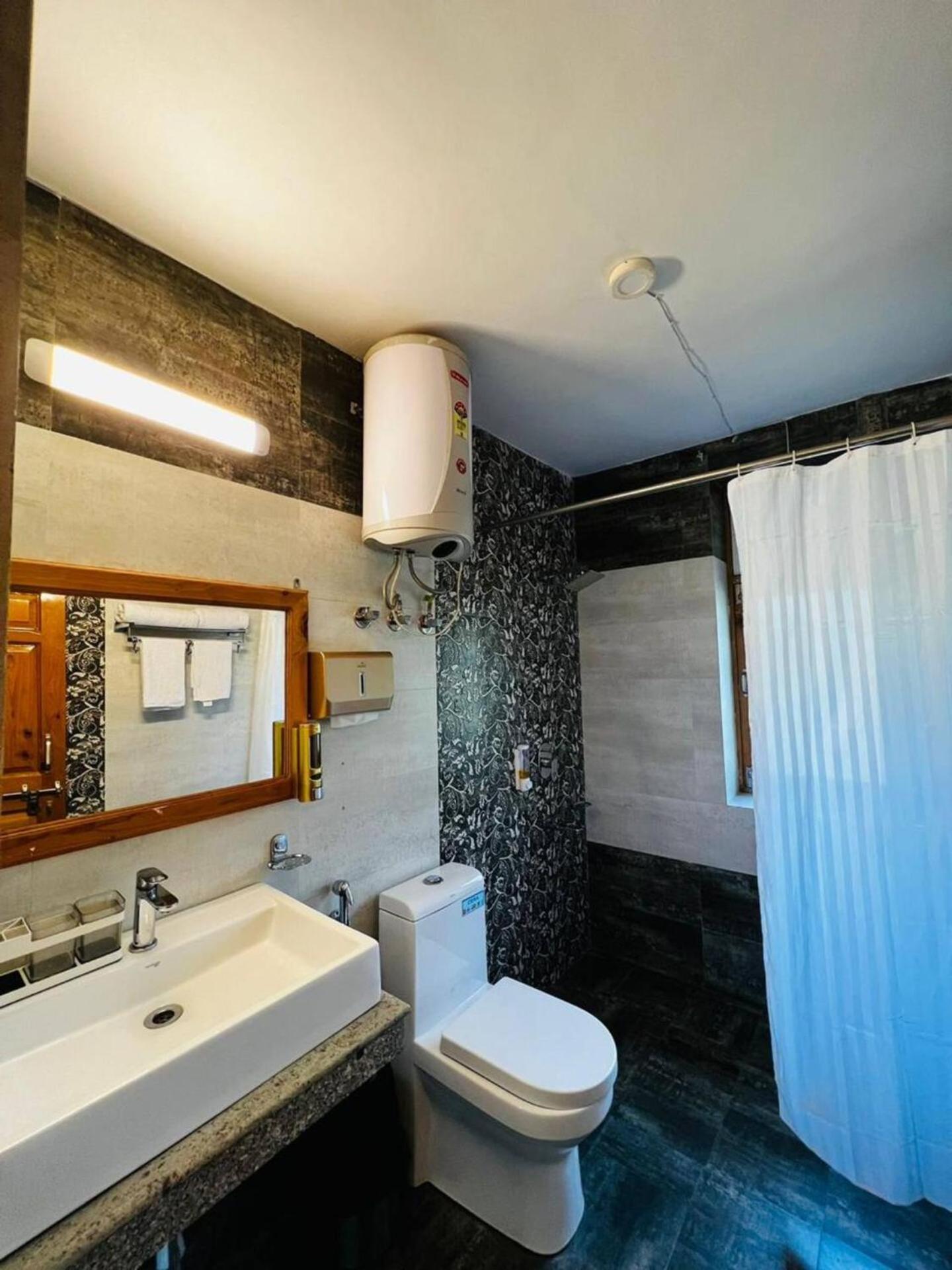 Manzar A Scenic Retreat 6br In 3*
