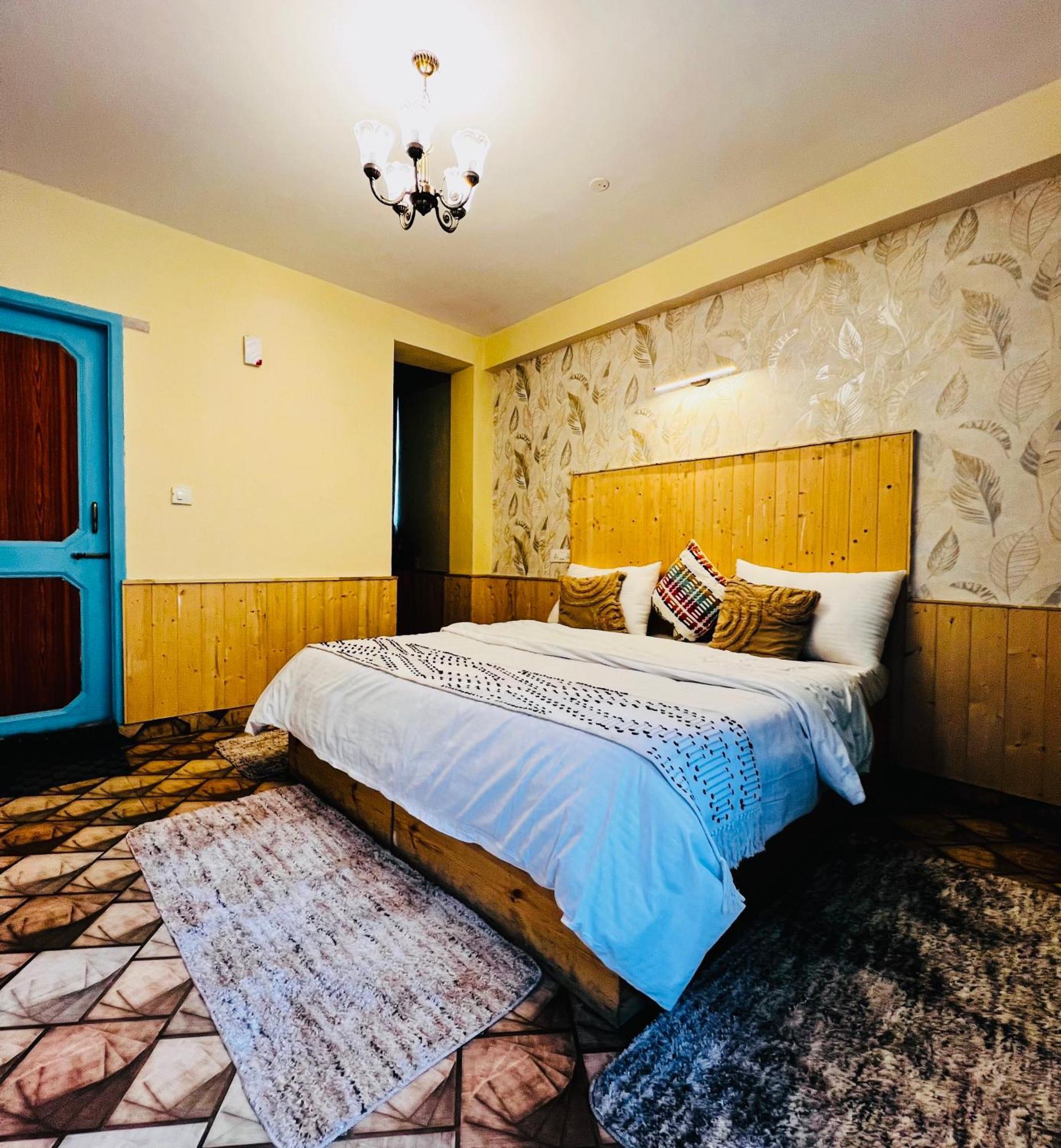 Hostel 360 Degree Manali (Himachal Pradesh)