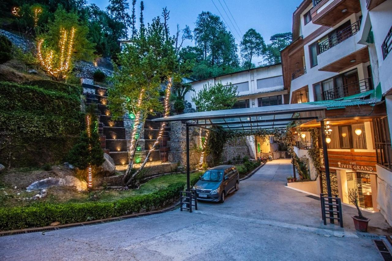 The Grand - A River And Mountain View Resort, #private Parking #gym 3*