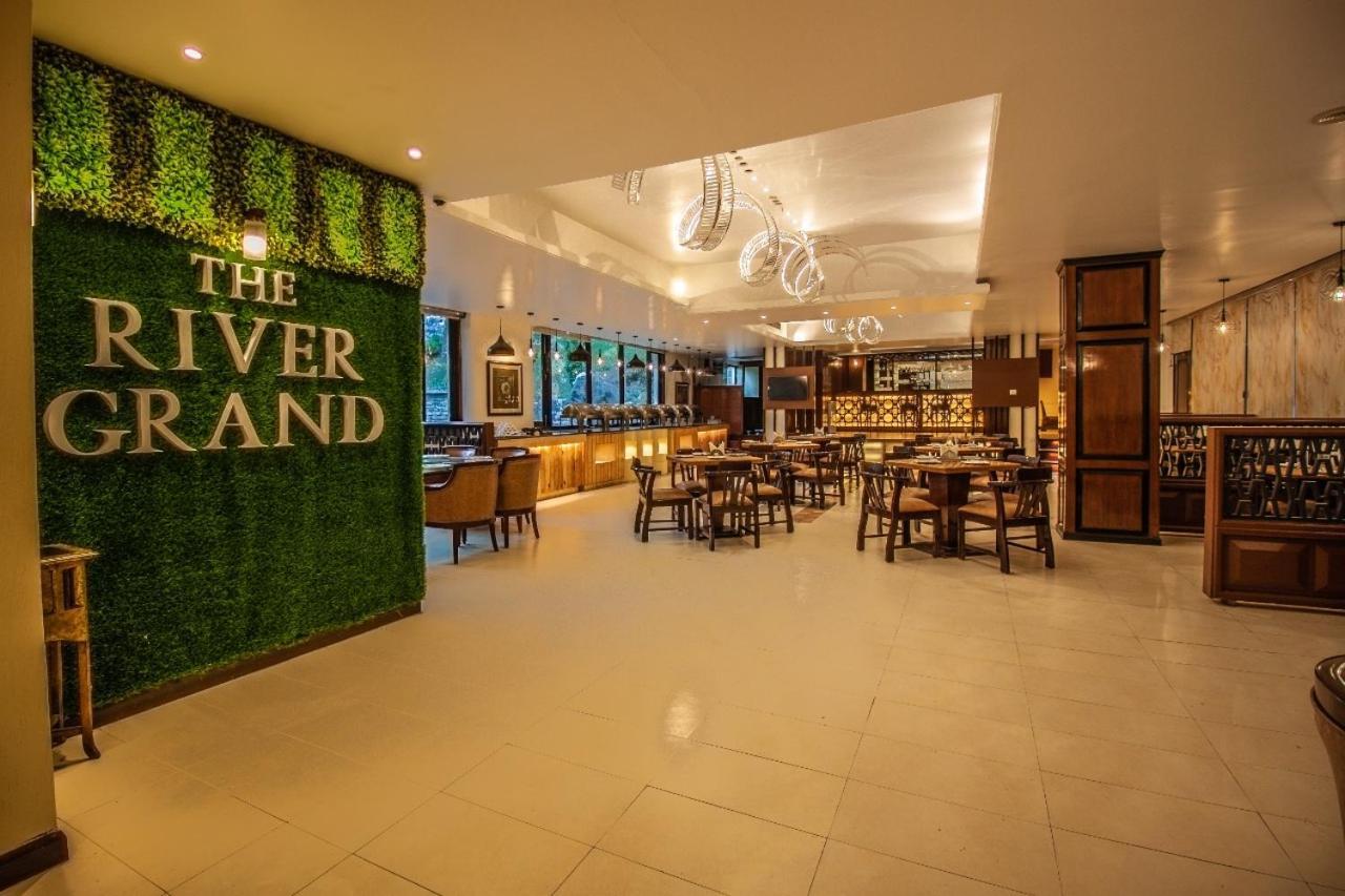 Hotel The Grand - A River And Mountain View Resort, #private Parking #gym