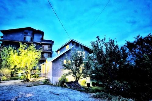 Vibes And Trails Villa