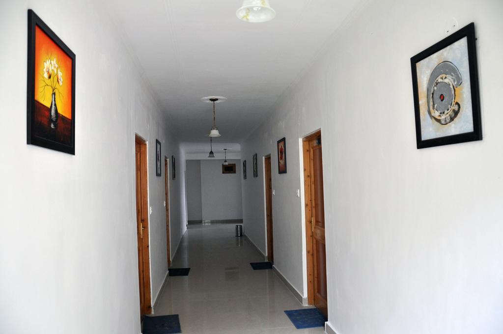 Rockland , Hotel Manali (Himachal Pradesh)