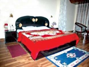 Hotel Sitara International