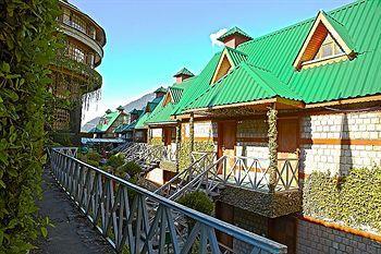 Club Mahindra White Meadows Hotel