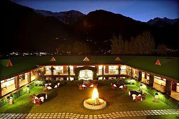 Club Mahindra White Meadows 4*