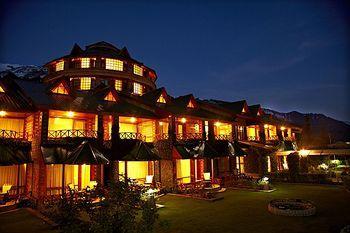 Club Mahindra White Meadows Hotel