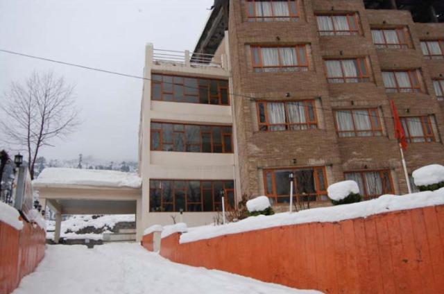 Hotel Sitara International Manali (Himachal Pradesh)