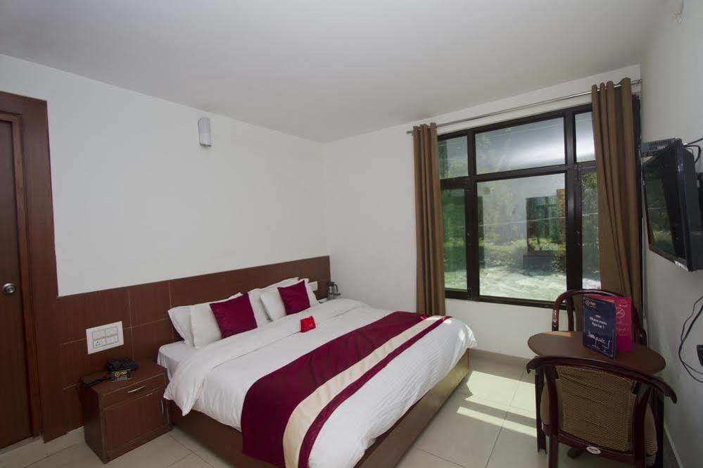 Hotel Oyo Premium Tax Barrier 3*