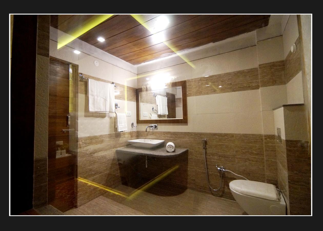 Hotel Pristine Manali (Himachal Pradesh)