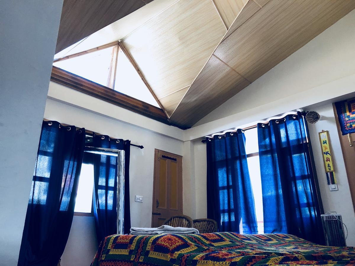 The Crazy Indian Pad Hostel