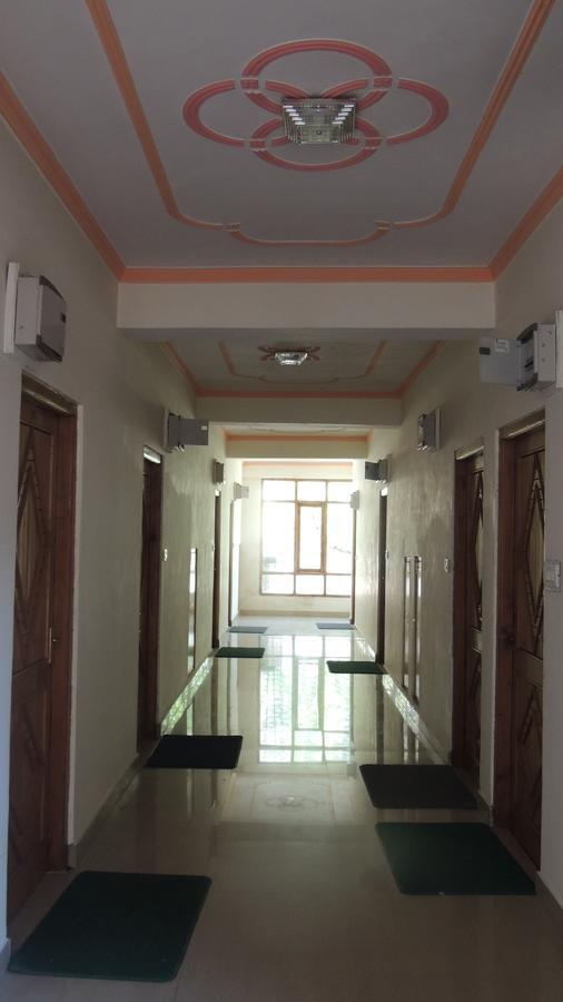 Snowdrop Hotel 2*