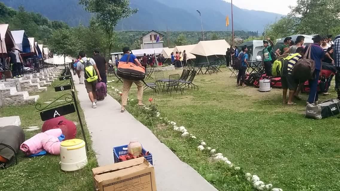 Himalayan Riverside Resort, 4*