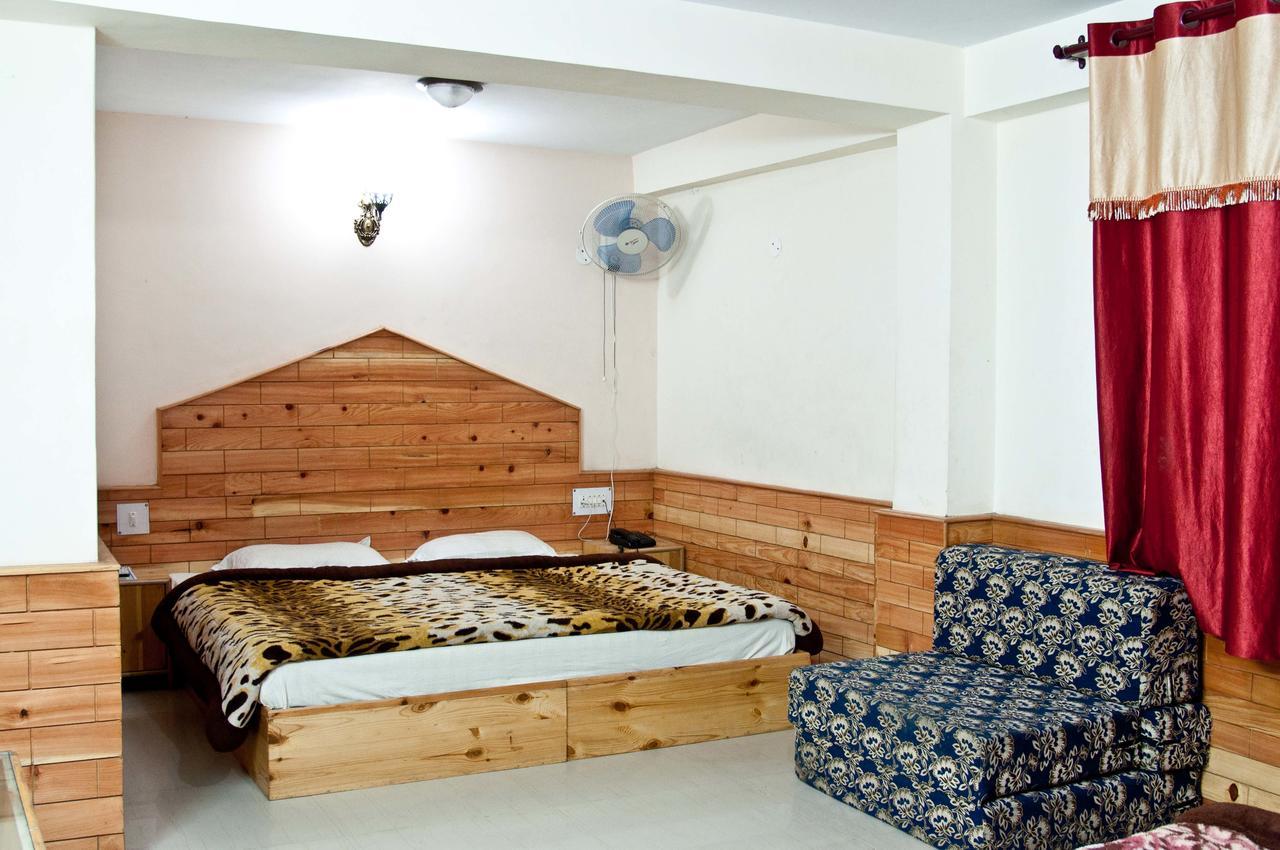 Himalayan Riverside Resort, Hotel 4*